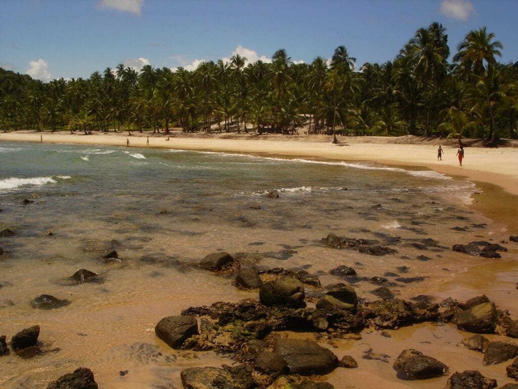 Itacaré: praias, trilhas, o que fazer e roteiro - Itacaré - Brasil Itacaré pode ser visitada durante o ano inteiro, mas chuvas podem ocorrer em qualquer estação.