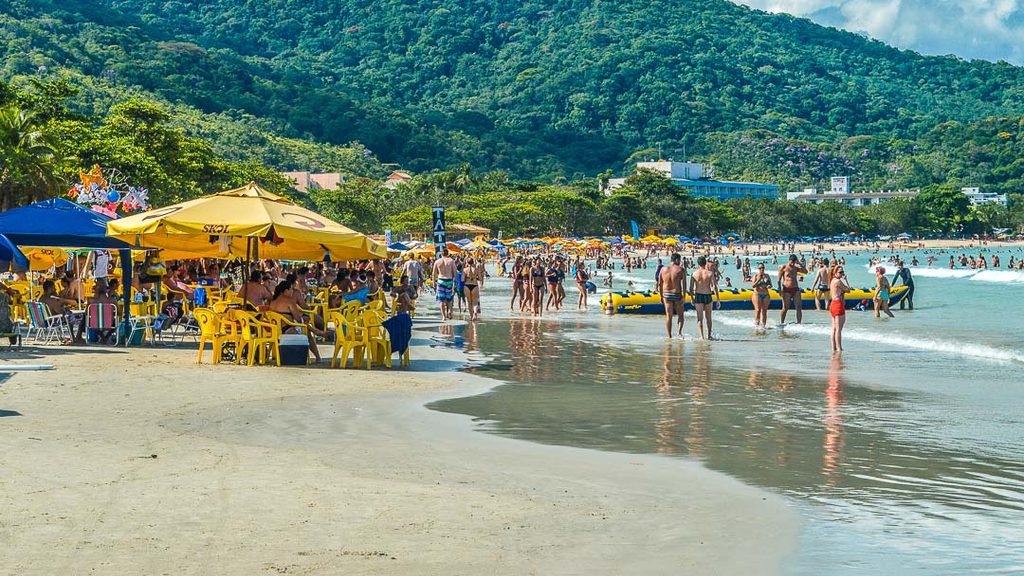 Praias de Ubatuba: 10 lugares para conhecer no litoral norte de São Paulo - Praias de Ubatuba,Itamambuca,Praia Grande,Praia das Toninhas,Praia da Lagoinha - Praias